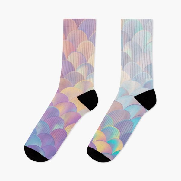 Artikelvorschau, Pastel Mermaid Scales Pattern | Iridescent Holographic Seamless Design entworfen und verkauft von Purple Moon .