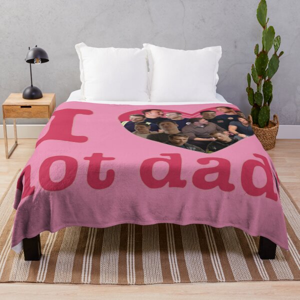 Item preview, Me encantan los papás guapos, amigo. designed and sold by carrie-does-art.