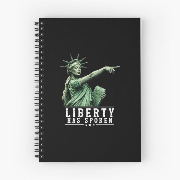 Aperçu de l'œuvre Sophie Cunningham qui pointe du doigt - Sophie Cunningham, basketteuse, pointe du doigt Dieu, ne me pointe pas du doigt - Haut satirique patriotique, Lady Liberty - T-shirt Sophie Cunningham créée et vendue par PeaceTypo.