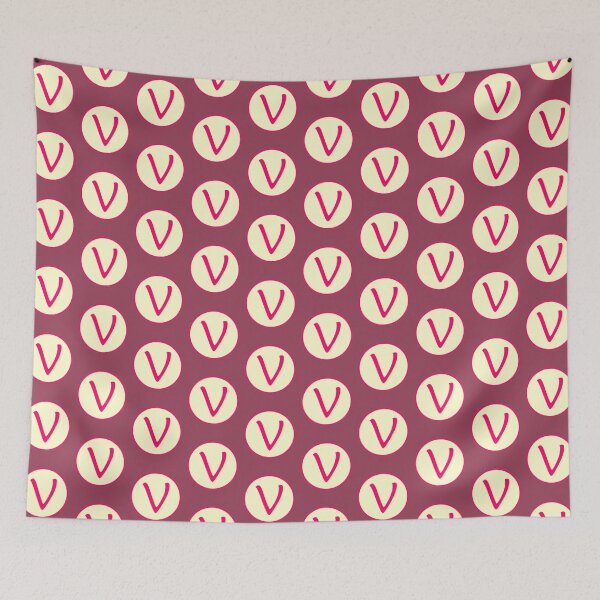 Artikelvorschau, Rosa Alphabet Buchstabe V Kreis entworfen und verkauft von Jeallan Designs.