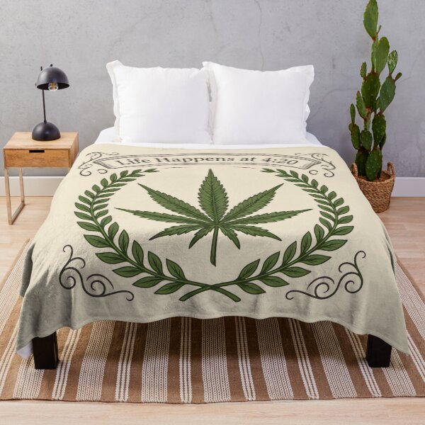 Artikelvorschau, Life Happens at 4:20 – Vintage Cannabis Laurel Emblem entworfen und verkauft von BlueB420.
