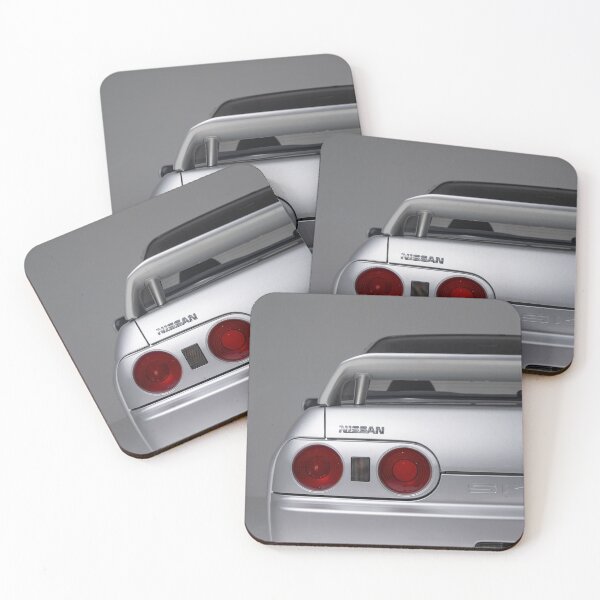 Artikelvorschau, Silver Nissan Skyline R32 GTR Poster – JDM Godzilla Legend entworfen und verkauft von Road To Track.