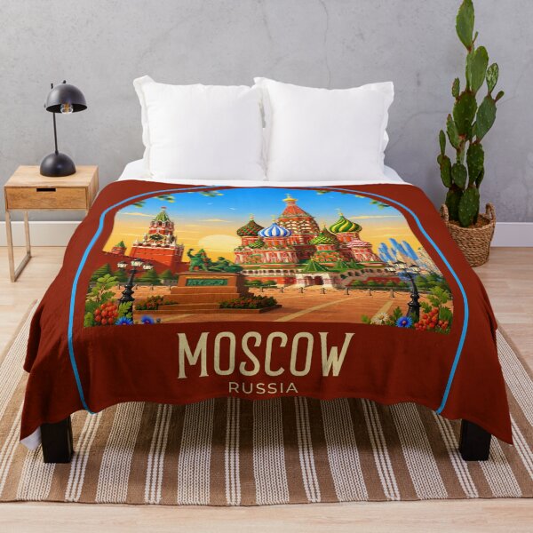 Artikelvorschau, Moskau Vintage-Reiseillustration entworfen und verkauft von HomeLivingCo.