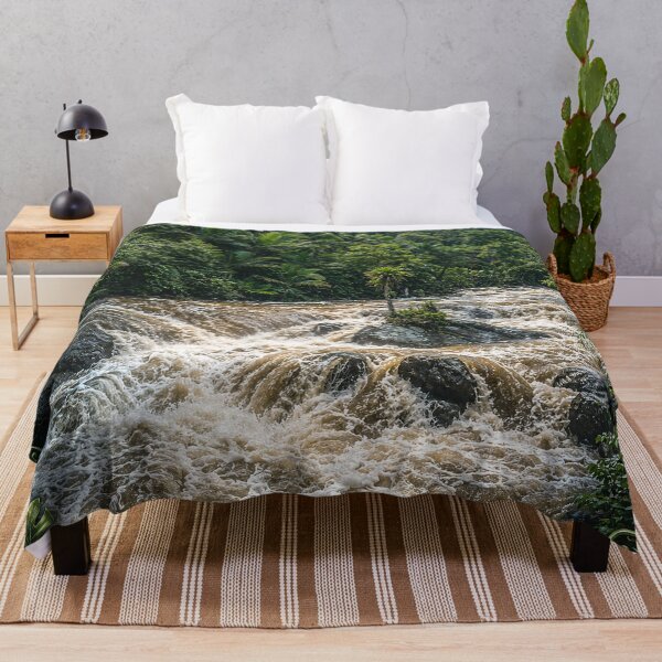 Item preview, RÍO furioso (¡peligro!) En la selva tropical de El Yunque - Puerto Rico designed and sold by www.elyunqueprints.store.