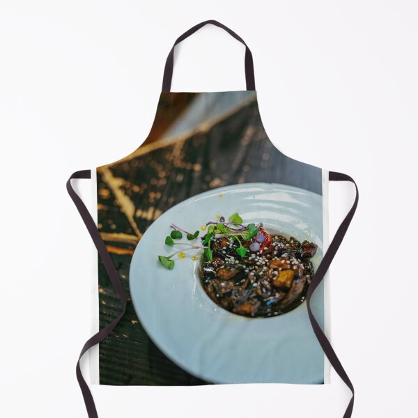 Aperçu de l'œuvre Plat gastronomique aux micro-pousses créée et vendue par Mariagowild.