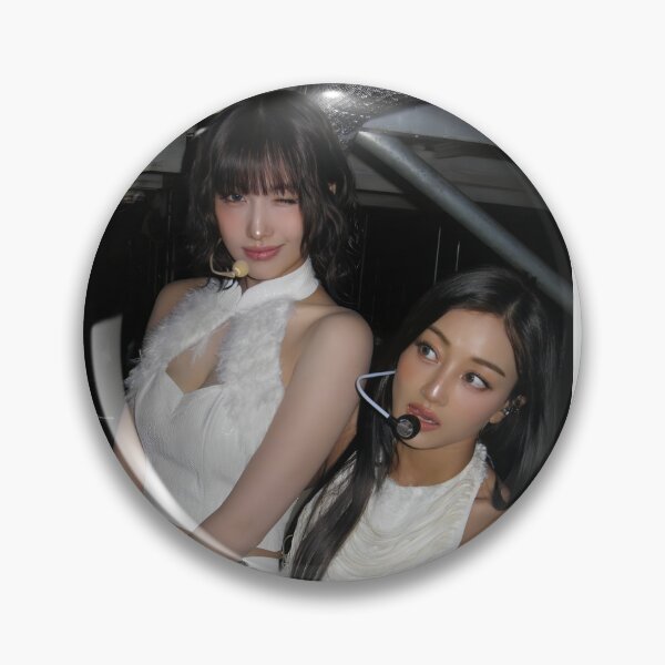 Item preview, jihyo and momo designed and sold by tcadenas.