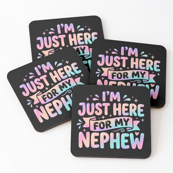 Artikelvorschau, Ich bin nur wegen meines Neffen hier – Lustiges Familien-Shirt | Geschenk für stolze Tanten und Onkel | Design mit Spruch für Neffenliebhaber entworfen und verkauft von 76Valeria.