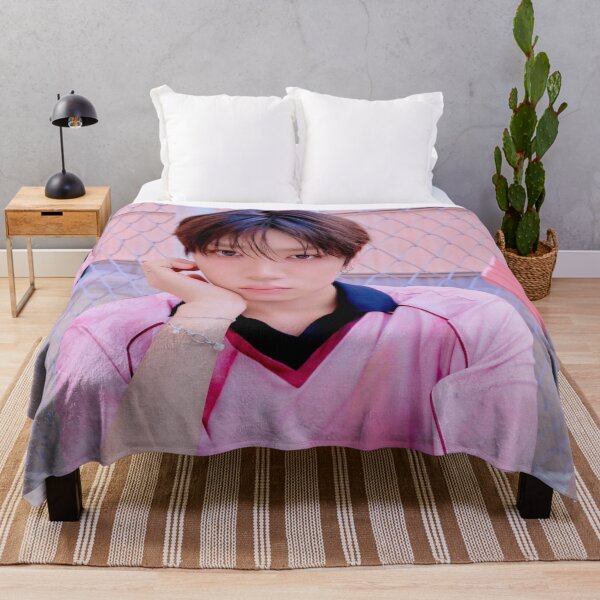Item preview, GIHYEON of NouerA designed and sold by jaofnn.