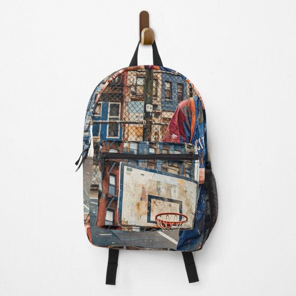 Aperçu de l'œuvre Teenage Boy Street Basketball Portrait créée et vendue par Home Decor Art.