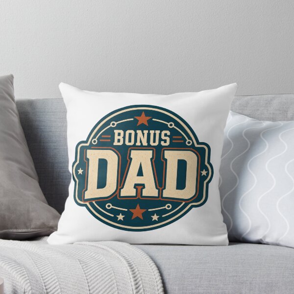 Artikelvorschau, Bonus-Geschenk für Väter im Retro-Stil – Geschenk für die Wahlfamilie entworfen und verkauft von Peak Pop Studio..