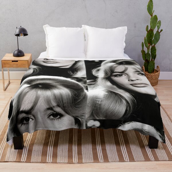 Item preview, Cinema - Great French Actress, Emblematic Figure of the 1960s designed and sold by Beat-It.