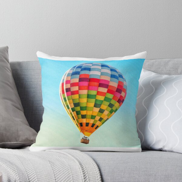Artikelvorschau, Farbenfrohe Heißluftballonfotografie – Lebendige Wandkunst zum Thema Himmelsreisen entworfen und verkauft von Tempraneo Photo.