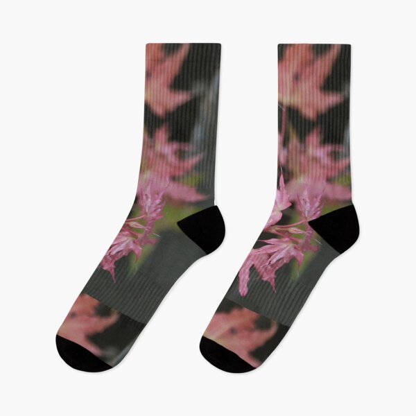 Item preview, 嫩嫩的枫树叶 designed and sold by oneohoneStore.