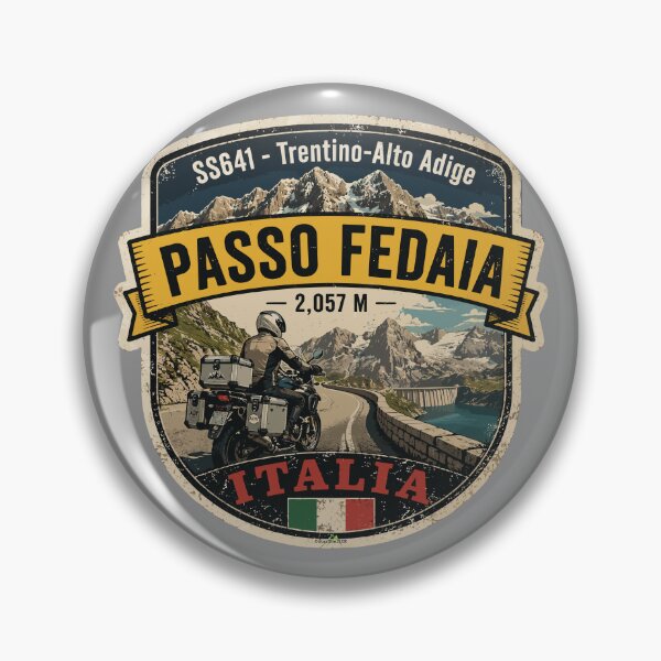 Artikelvorschau, Passo Fedaia, Fedaia Pass Dolomiten Italien Italia Motorrad Aufkleber TShirt 03 entworfen und verkauft von OuterShellUK.