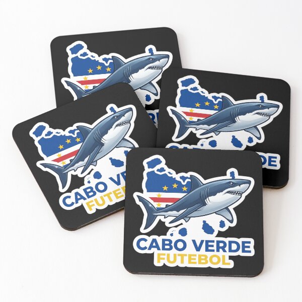 Aperçu de l'œuvre Autocollant Futebol requin requin du Cap-Vert | Conception de football de drapeau du Cap-Vert | Cadeau de fan de football du Cap-Vert | Graphique de mascotte de requin créée et vendue par Bhaskar Digital Art.