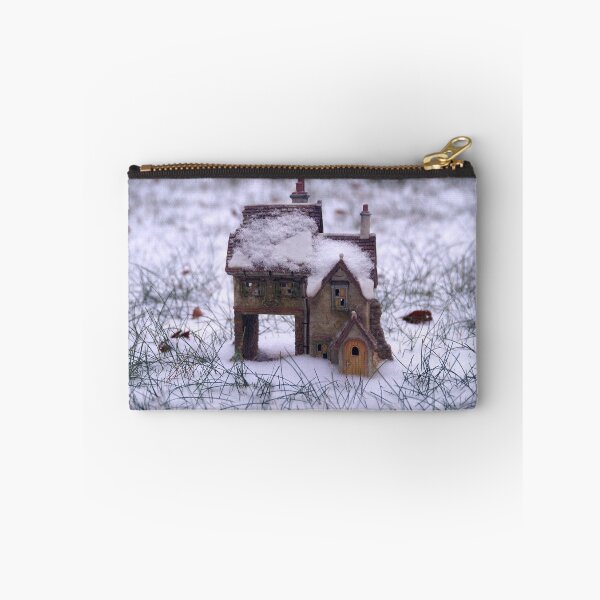 Item preview, Snowy house designed and sold by Zaiaza.