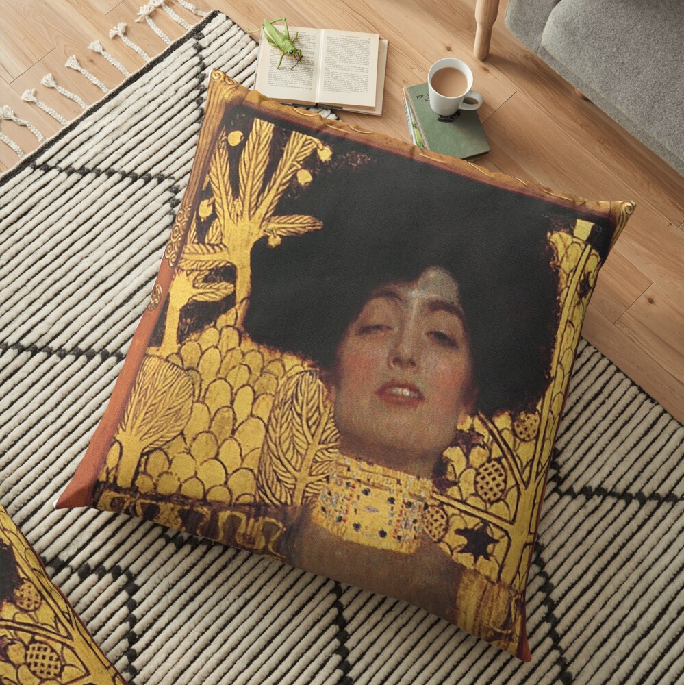 Judith und Holofernes Floor Pillow