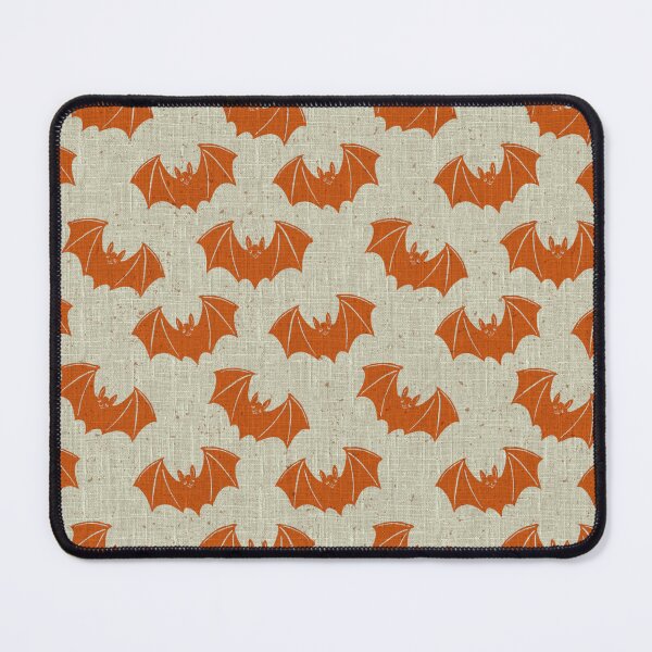 Artikelvorschau, Gotisches Fledermaus-Toile-Muster für Herbst und Halloween entworfen und verkauft von DColourMuse.
