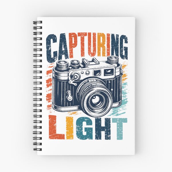 Artikelvorschau, Licht einfangen – Fotografie – Fotograf – Kamera-Enthusiast entworfen und verkauft von HumansStuck12.
