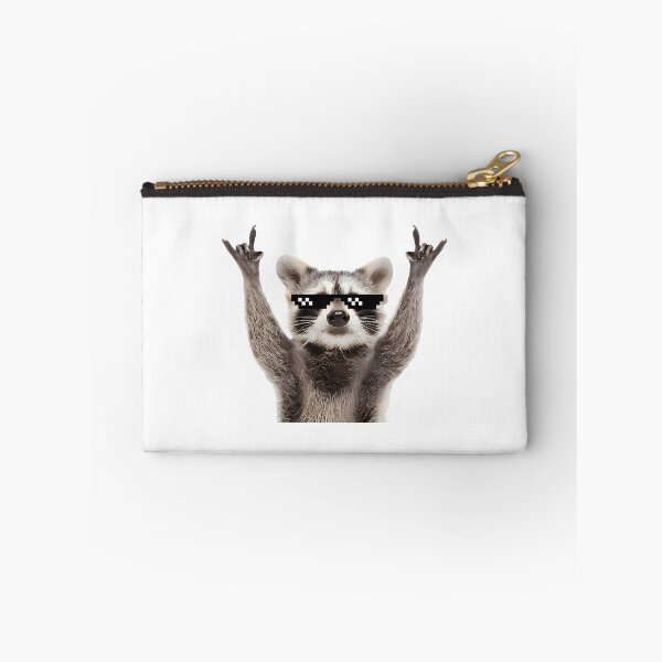Aperçu de l'œuvre Lunettes amusantes avec le signe du Raccoon Rock créée et vendue par PeaceTypo.