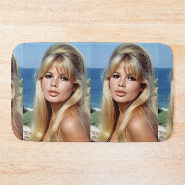 Artikelvorschau, Cinema - Iconic French Actress, Timeless Sixties Charm entworfen und verkauft von Beat-It.