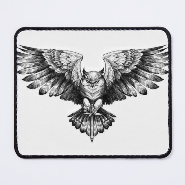 Artikelvorschau, Owl Martini Wermut mit goldenen Augen entworfen und verkauft von Rishstrethphoto.