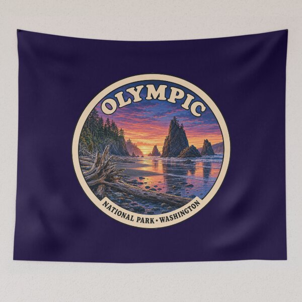 Artikelvorschau, Sonnenuntergang im Olympic-Nationalpark, Washington, mit verstecktem Bigfoot entworfen und verkauft von Swanny's Custom T-shirt and Gift Designs.