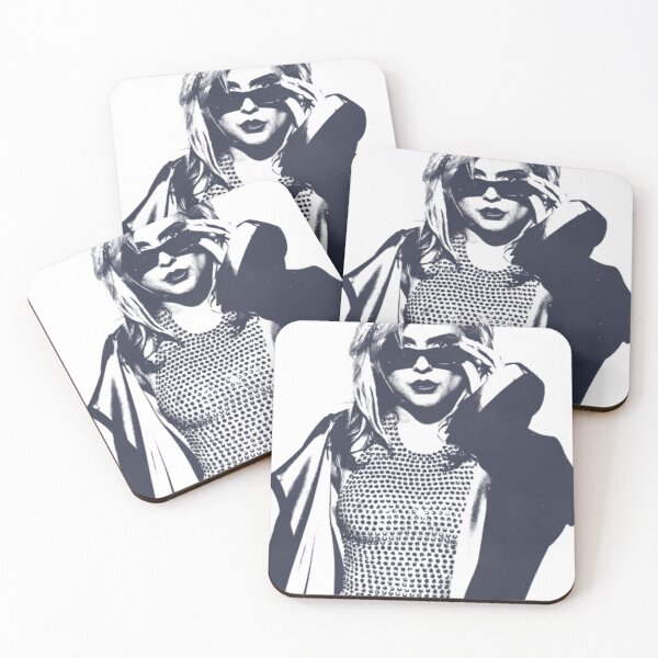 Artikelvorschau, Perfect Punk Rock Girl Retro 70S Vintage Band entworfen und verkauft von aradadesigner20.