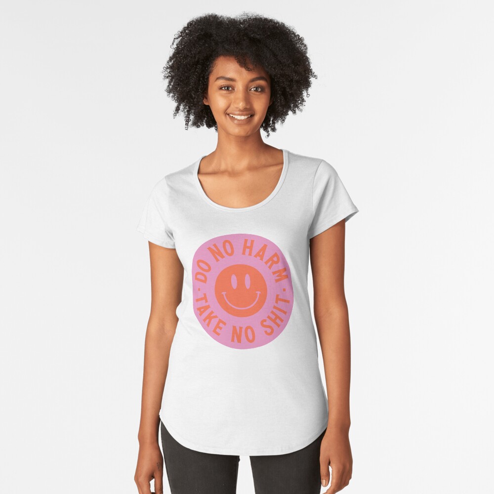 Vista previa del artículo con la obra «Camiseta premium de cuello ancho», diseñado y vendido por meganmowrer.