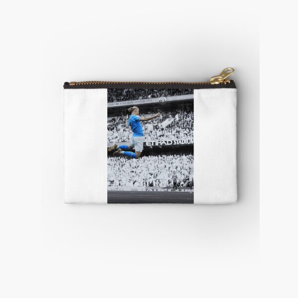 Item preview, Erling Haaland Heading designed and sold by lauyalma.