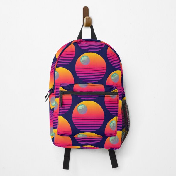 Item preview, Estación espacial de ciencia ficción synthwave retro | Arte de ciencia ficción vaporware al atardecer designed and sold by OhUTees.
