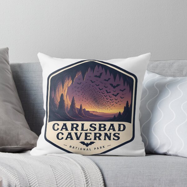 Aperçu de l'œuvre Parc national des grottes de Carlsbad - Badge vintage créée et vendue par TravelersGems.
