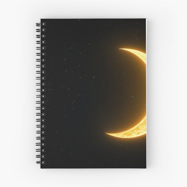 Aperçu de l'œuvre Croissant de lune doré brillant dans un ciel étoilé céleste créée et vendue par StudioForge.