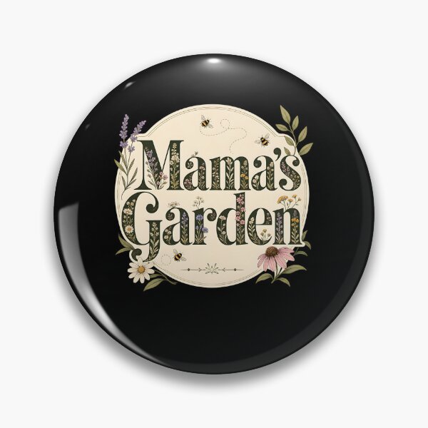 Artikelvorschau, Mamas Garden Wildblumen-Botanik-Shirt – Geschenk für die Mutter entworfen und verkauft von FreshPixelArt.