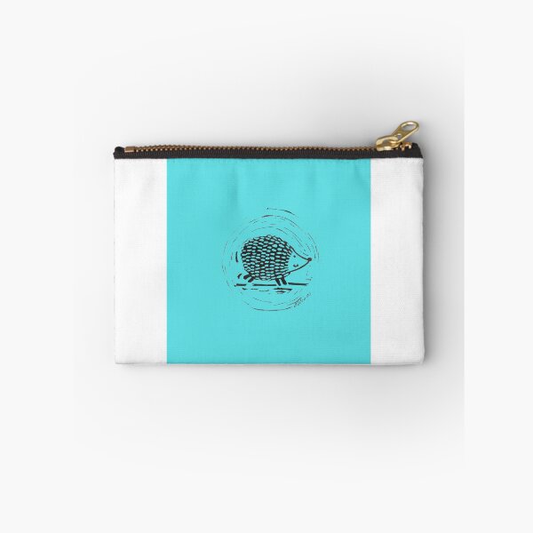 Artikelvorschau, Weißdorn, der Igel (blauer Hintergrund) entworfen und verkauft von SombreroDoodles.