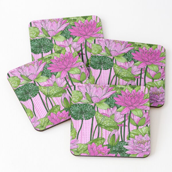 Artikelvorschau, Rosa Seerosen und Lotusteich, florales Muster im Buntstiftstil entworfen und verkauft von VectorForge.