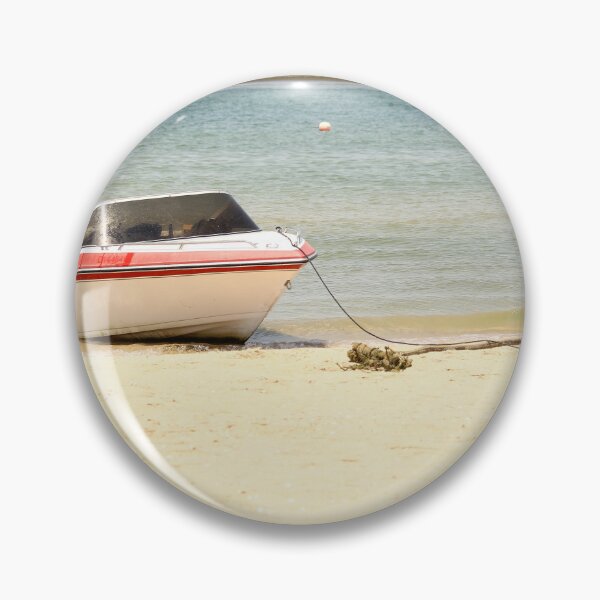 Artikelvorschau, Schnellboot am Sandstrand entworfen und verkauft von eddiebarronshop.
