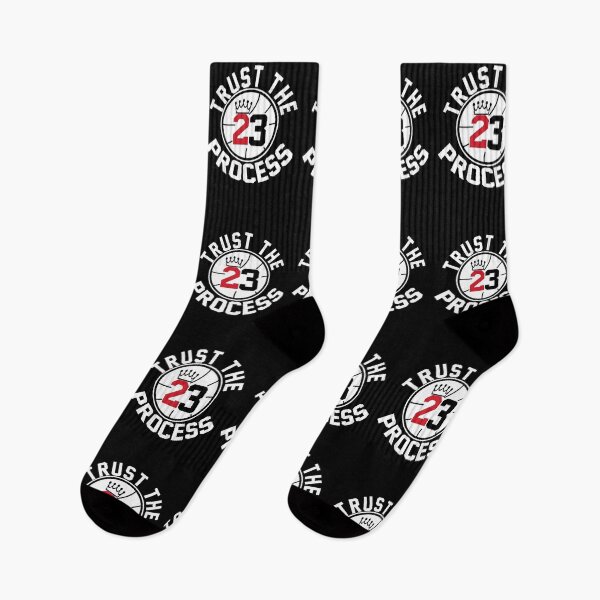 Artikelvorschau, James 76ers – Vertraut dem Prozess entworfen und verkauft von Thudesign85.