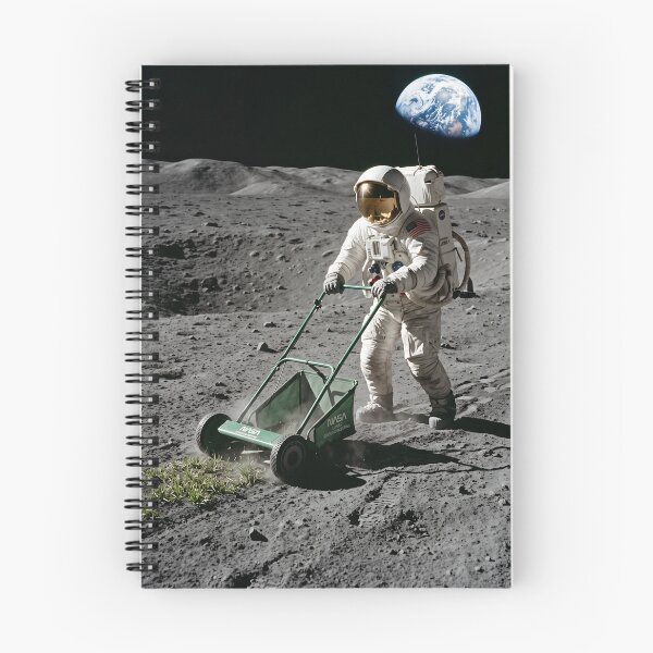 Artikelvorschau, NASA-Astronaut mäht den Mond entworfen und verkauft von WiseBow.