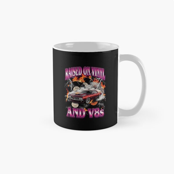 Aperçu de l'œuvre Design de voiture rétro Raised On Vinyl créée et vendue par fertallewars5.
