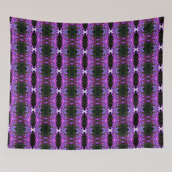 Item preview, Purple-pink flower in its natural state, photo motif designed and sold by lyloubeaupere.