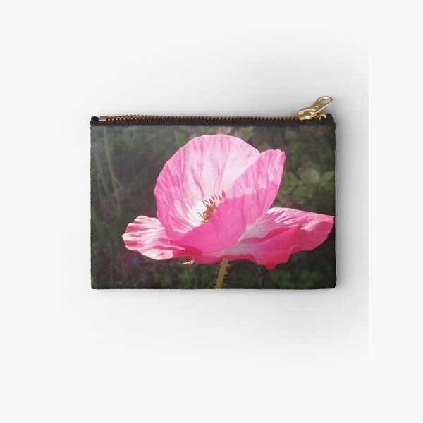 Artikelvorschau, Rosa Mohnblume im Sonnenlicht entworfen und verkauft von CalmnessbyChoice.