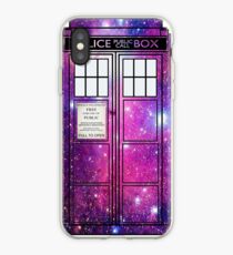 Öffentlicher Telefonkasten der sternenklaren Polizei. iPhone-Hülle & Cover