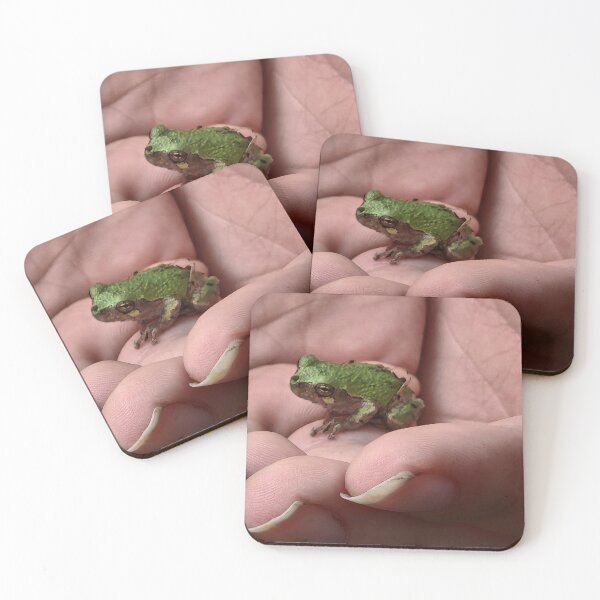 Artikelvorschau, Ein Frosch in der Hand entworfen und verkauft von NetteMarieTRS.