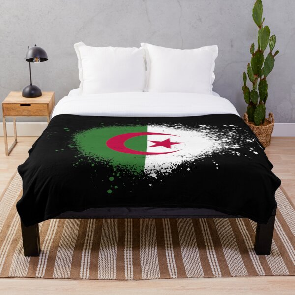 Item preview, Bandera de Argelia estilo salpicaduras de pintura en aerosol designed and sold by DelfDesign.