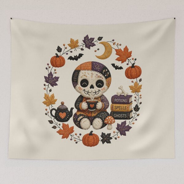 Aperçu de l'œuvre Couronne d'Halloween patchwork Crâne Confortable pour le Thé créée et vendue par Panom Suavichien.