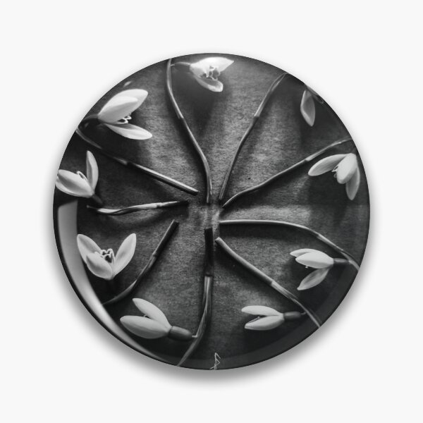 Item preview, wheel of snowbells designed and sold by Wila-WolfsWacht.