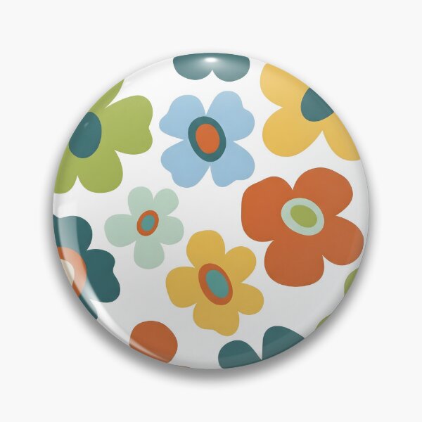 Item preview, Estampado floral retro de margaritas de los años 70 – Flores de margarita estilo mod con mucho estilo designed and sold by ShabanMerch.
