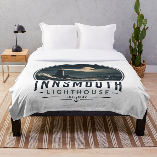 Item preview, Insignia costera vintage del faro de Innsmouth | Diseño Lovecraft Horror Harbor designed and sold by Extravanganzza.
