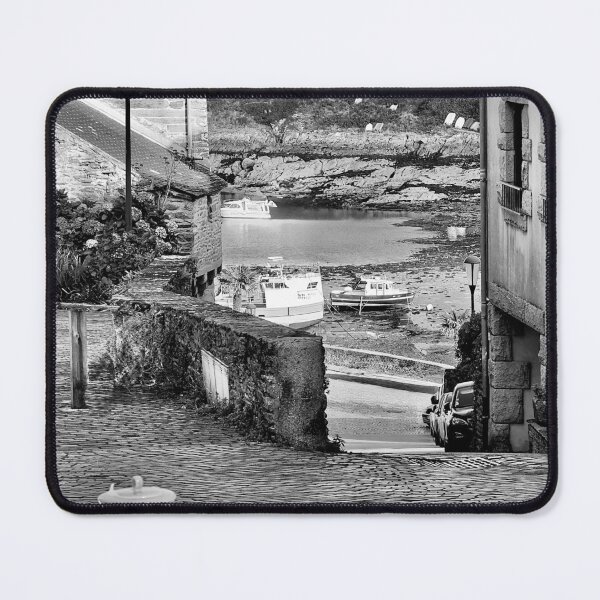 Item preview, Tea at the Breakneck designed and sold by Jean-Luc Rollier.